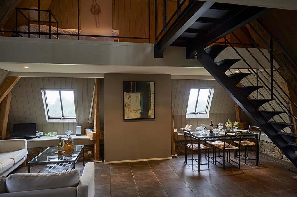 Gite La Passerelle - Manoir Le Plessix Madeuc Corseul Eksteriør billede